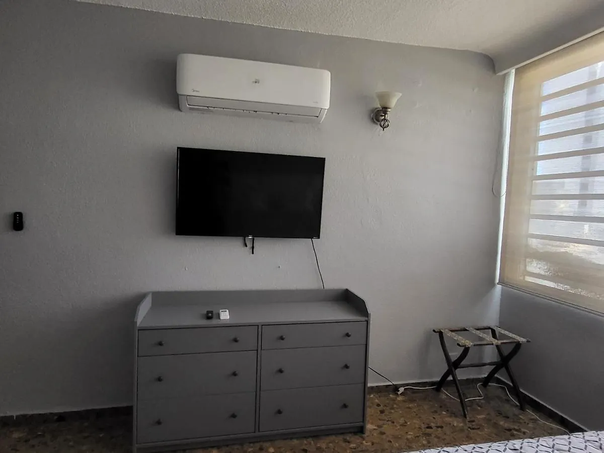 Апарт-отель Davinci 2-Bedroom Condo On The Beach, No Chores Сан-Хуан