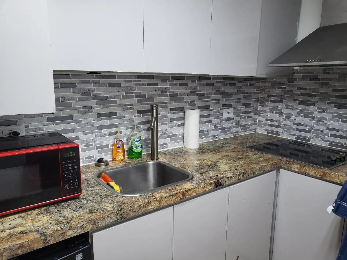 Апарт-отель Davinci 2-Bedroom Condo On The Beach, No Chores Сан-Хуан